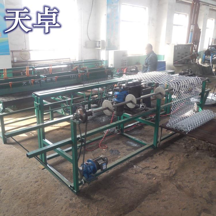 煤矿单丝勾花网机双丝勾花网机金属丝编织菱形网机