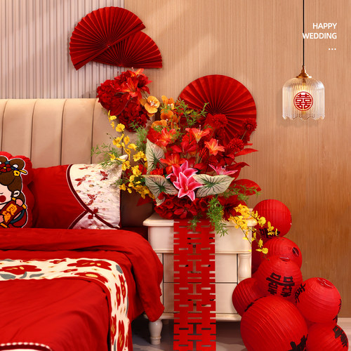 婚房场景布置床头沙发装饰男女方