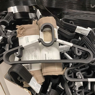 家用衣架防滑无痕晾晒塑料衣撑黑色衣挂加厚学生潮牌撑子阳台挂衣