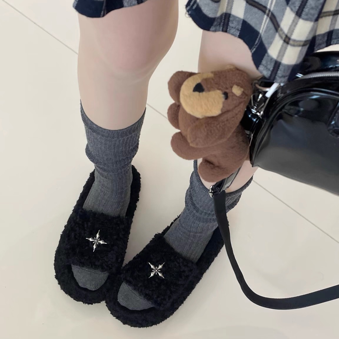 2025款十字花增高露趾厚底毛毛鞋