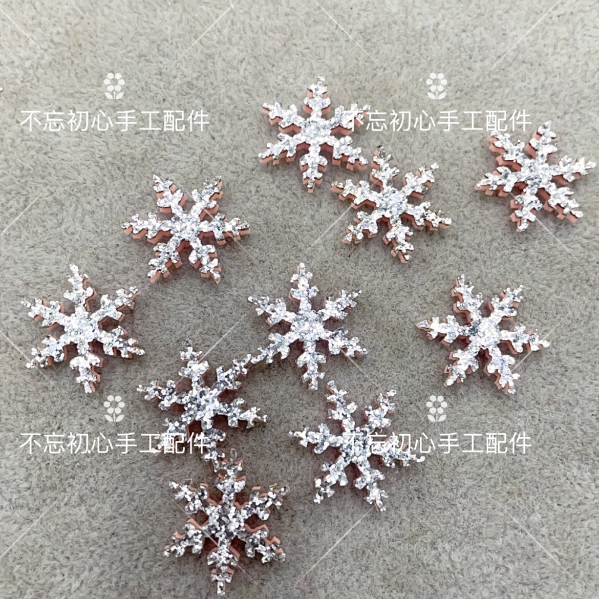 2cm金粉银色雪花片diy手工冰雪蝴蝶结儿童头饰圣诞装饰材料配件