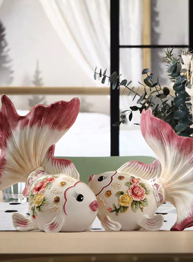 精选欧式维多利亚陶o瓷金鱼摆饰高档家居结婚金鱼装饰摆设新房乔