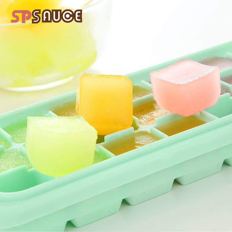 日本硅胶冰格制冰盒冰块模具婴儿宝宝辅食盒冷冻盒子带盖制冰块