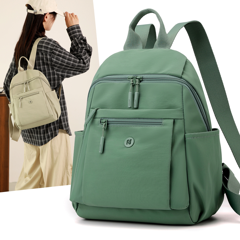 经典双肩包女2025新款大容量学生包户外旅行轻便双肩包休闲小背包