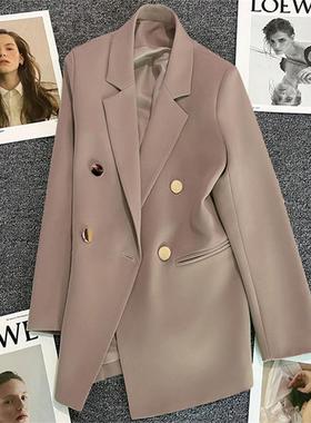 Women in suits and jackets修身白色外套高级感气质流行西服