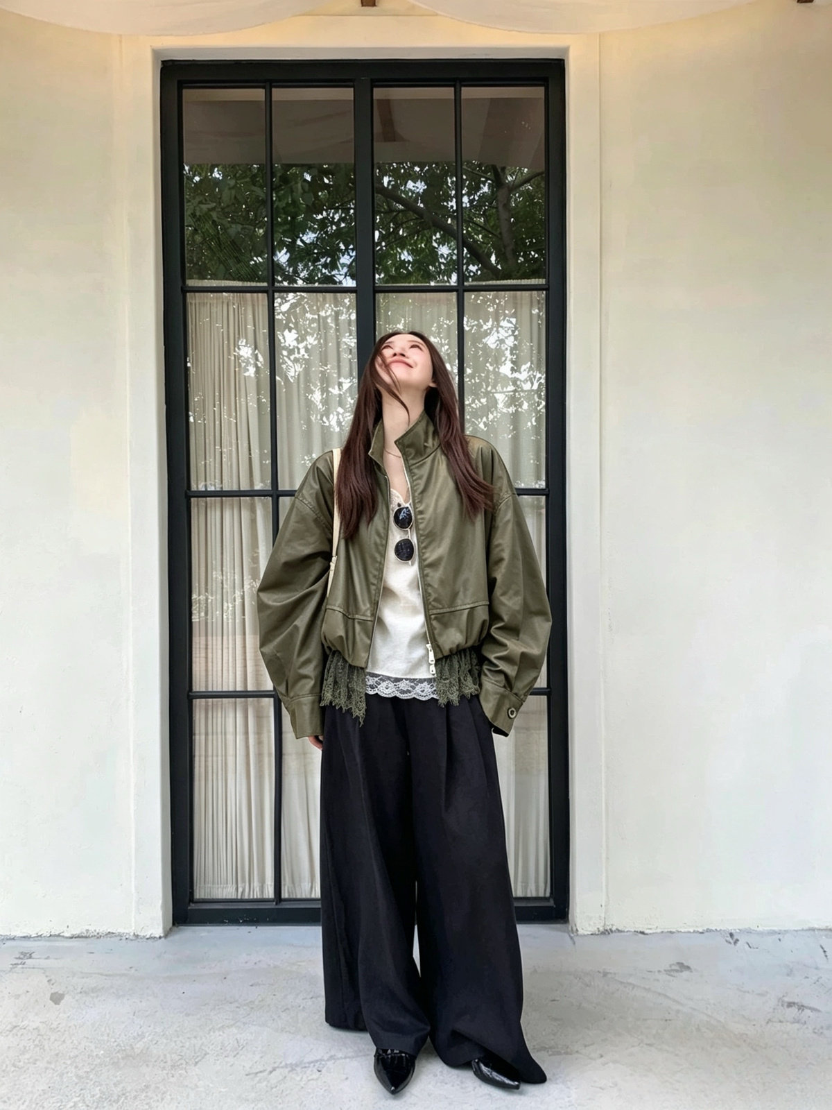 2026秋新款皮衣女设计感蕾丝拼接拉链短外套