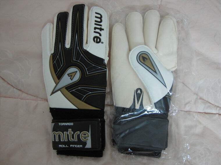 Gants de football - Ref 2590745 Image 1