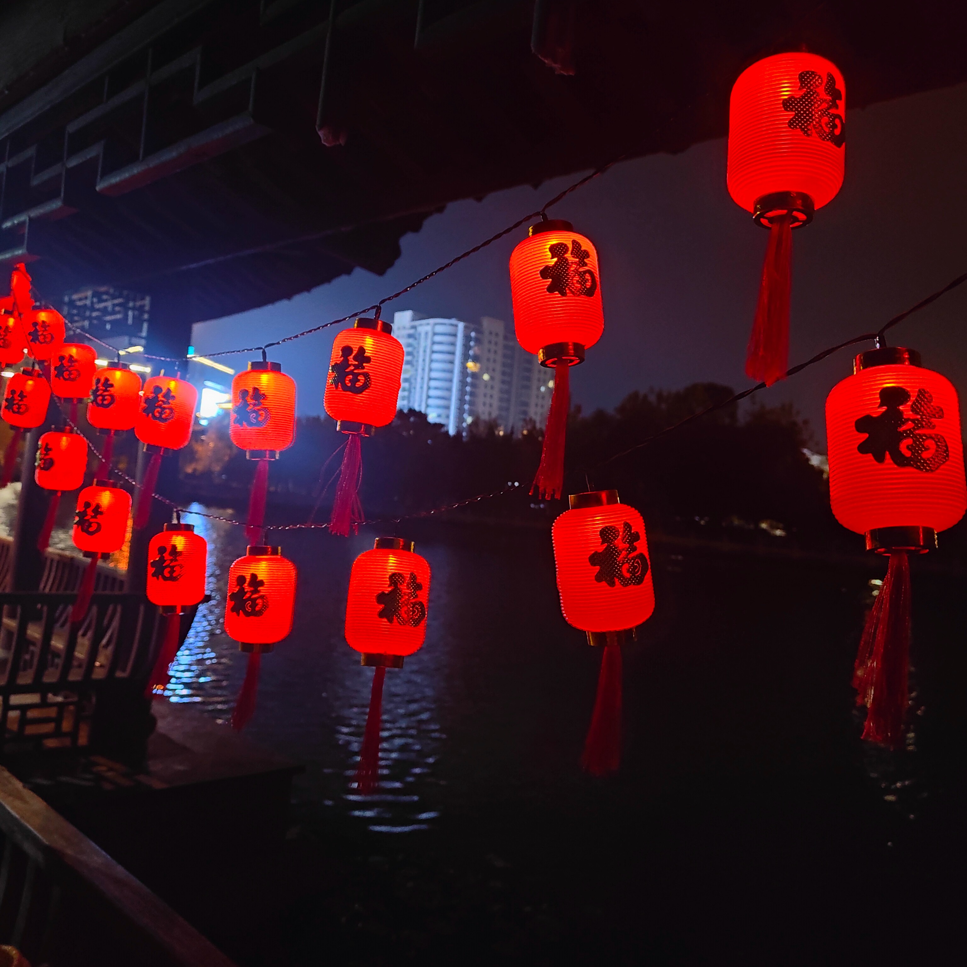 结婚气氛灯笼灯串太阳能户外彩灯春节小灯笼灯串灯挂灯新年装饰灯