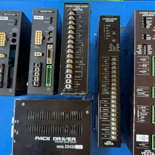 议价VEXTA东方驱动器 UDX5114N，UDX5128NA，连接器