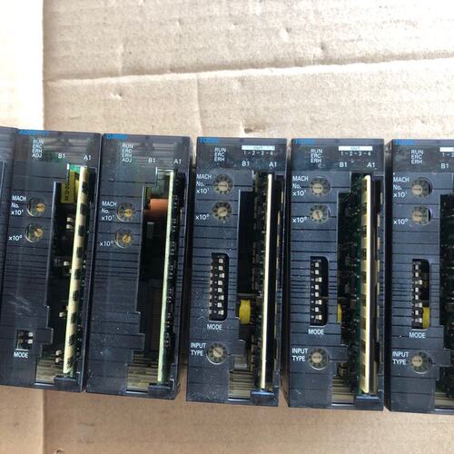 议价CJ1W-DA08V、CJ1W-TC002、CJ1W-I11连接器
