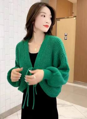 V领灯笼袖短款开衫针织披肩外套女2023秋新款韩版蝙蝠袖毛线上衣