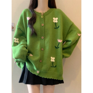绿色花朵毛衣外套女2025年秋冬新款减龄上衣遮肉宽松针织衫外套女