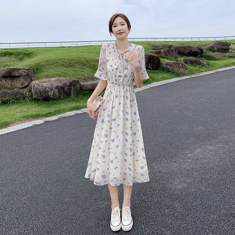 紫色小清新碎花雪纺连衣裙女2025新款夏季收腰显瘦英伦风a字裙子