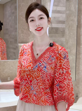 现货 珊瑚砂画~时尚气质V领百搭夏款中袖显瘦宽松T恤印花宽松上衣