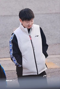 2023李宁乒乓球国家队运动棉马甲男女款运动训练马甲国家队正品