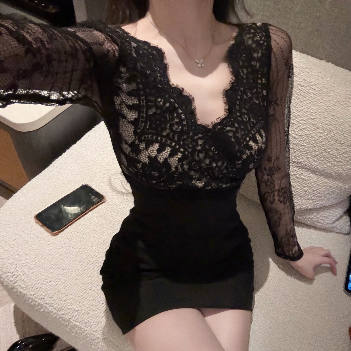 杜总家 能给你的只有感觉*原创冷御大姐姐蕾丝拼接生日秋冬连衣裙