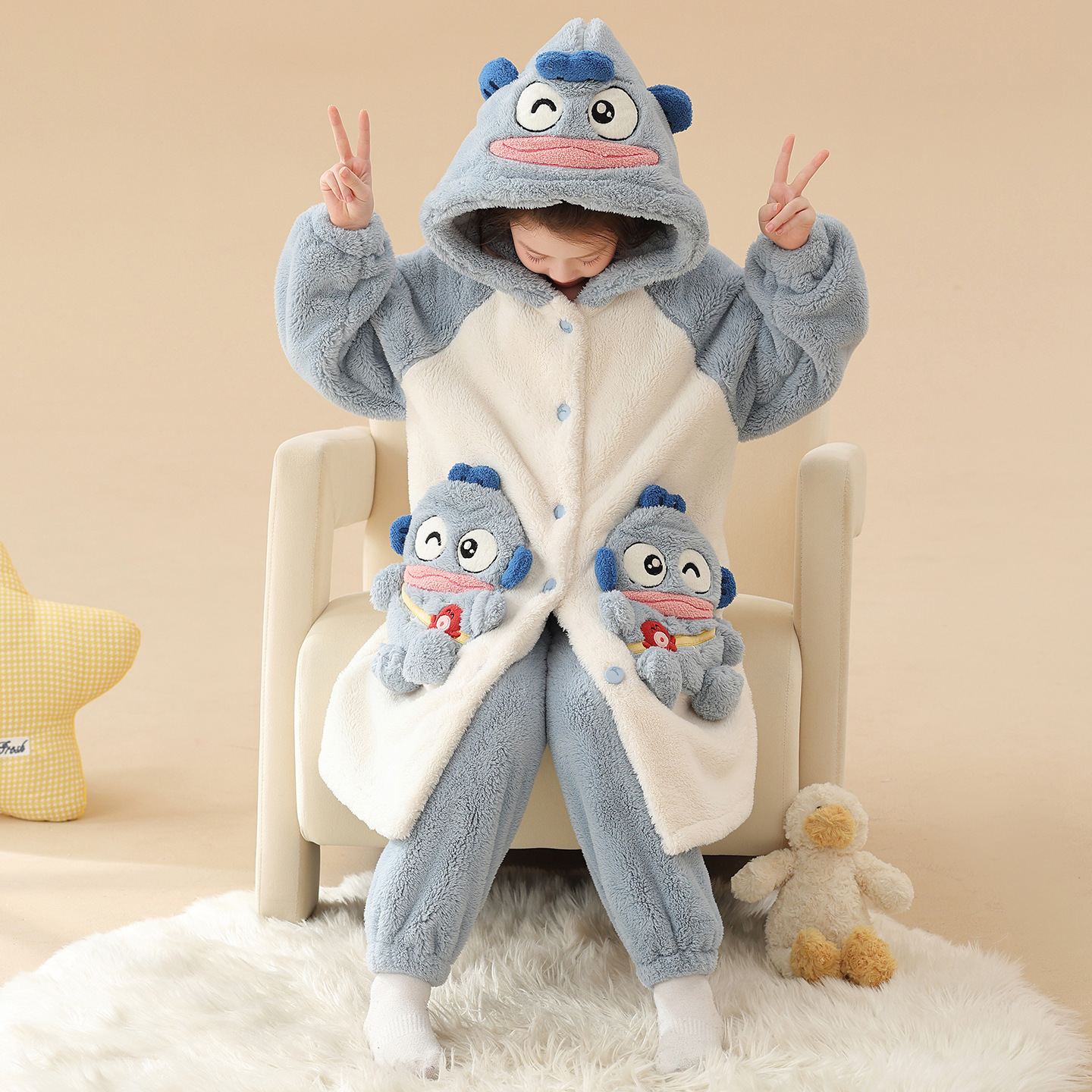 儿童珊瑚绒家居服女冬装加厚睡袍中大童小丑鱼女孩半人鱼睡衣套装