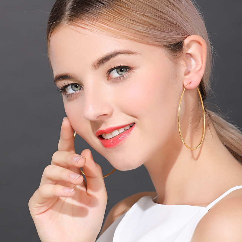 BeBeKitty通体黄金色圆管大耳环