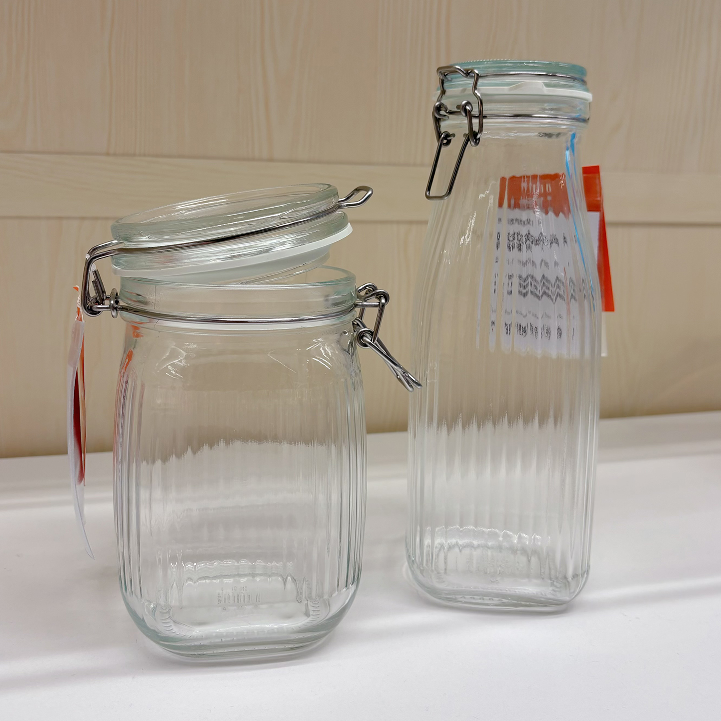 科桑巴透明玻璃附盖宽口瓶