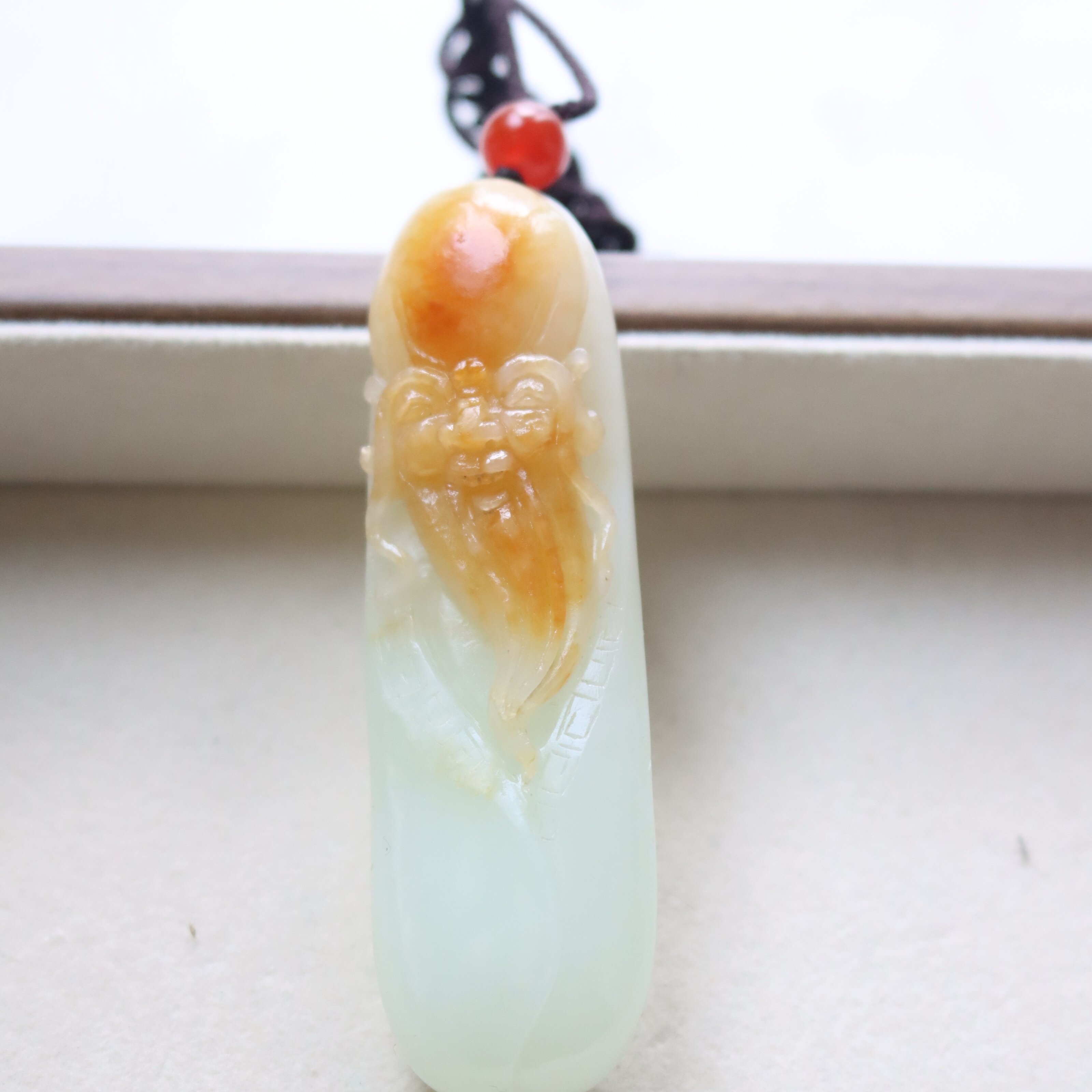 新疆和田玉籽料洒金皮寿星吊坠手玩件黄沁皮精雕摘色巧雕挂件保真