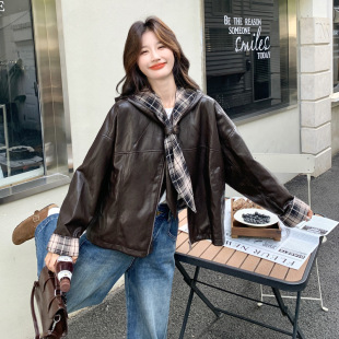 罗芬 官方实拍港风复古格子连帽披肩咖色皮衣外套202 故事面料女装