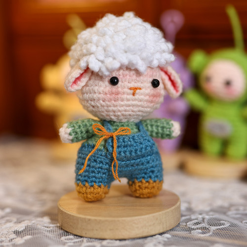 手工毛线钩织diy礼物可爱玩偶钥匙扣挂件摆件露比钩针编织材料包