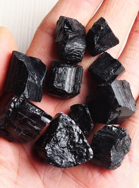 2026天然水晶原石黑碧玺矿石电气石托玛琳柱状高密毛料扩香石