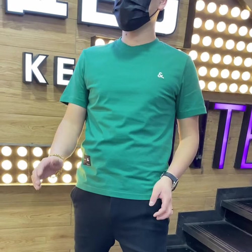 别致小标短袖t恤男士打底上衣
