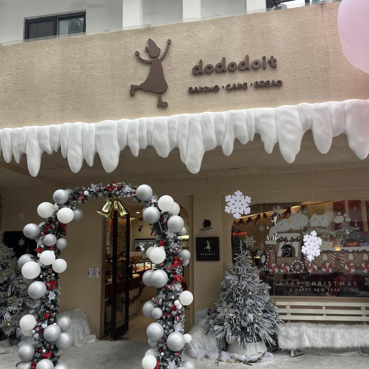 圣诞节雪挂坠冰挂屋檐外网红店面门头装饰彷真雪景造景打卡道具