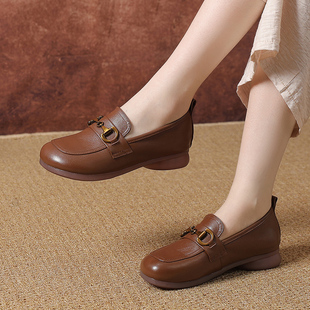 软皮单鞋 2024新款 妈妈鞋 子大码 真皮乐福鞋 女鞋 英伦休闲女士小皮鞋