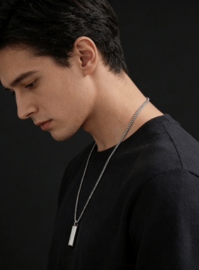 钛钢方牌银砖男士锁骨链