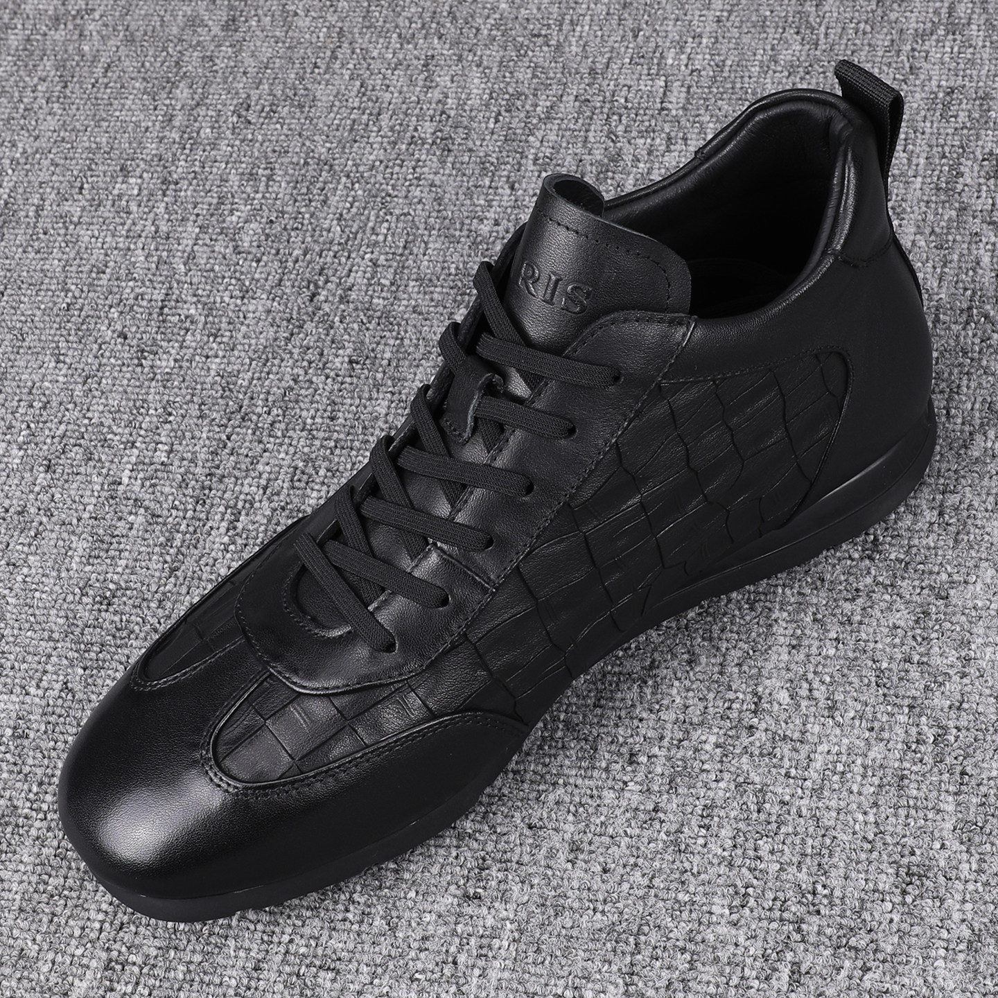 真皮系带保暖时尚拼接高帮板鞋