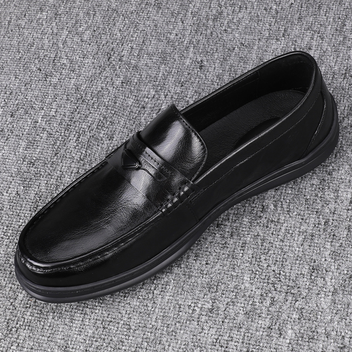 豆豆鞋男2026新款真皮透气厚底休闲皮鞋日常百搭一脚蹬驾车鞋男款