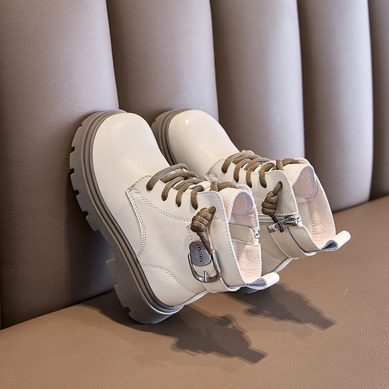 儿童马丁靴女童皮靴防水防滑冬季新款加绒加厚短靴保暖大童雪地靴