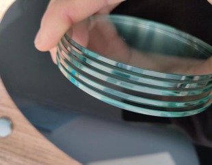 钢化玻璃面板订制各种尺寸1 10mm透明圆片任意切割异形台阶磨边