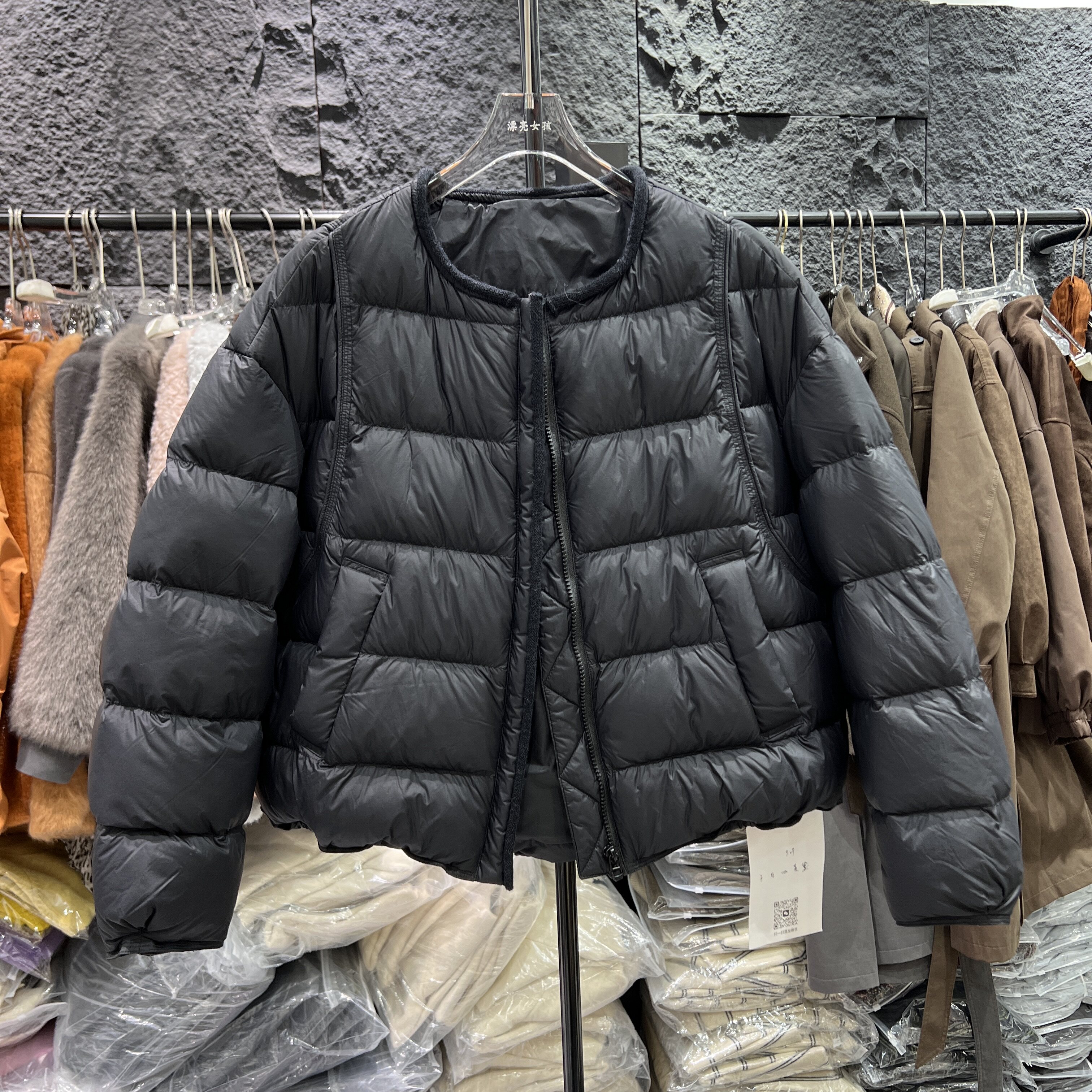 圆领厚款羽绒服女短款2026冬季新品90白鸭绒韩版宽松外套面包服潮