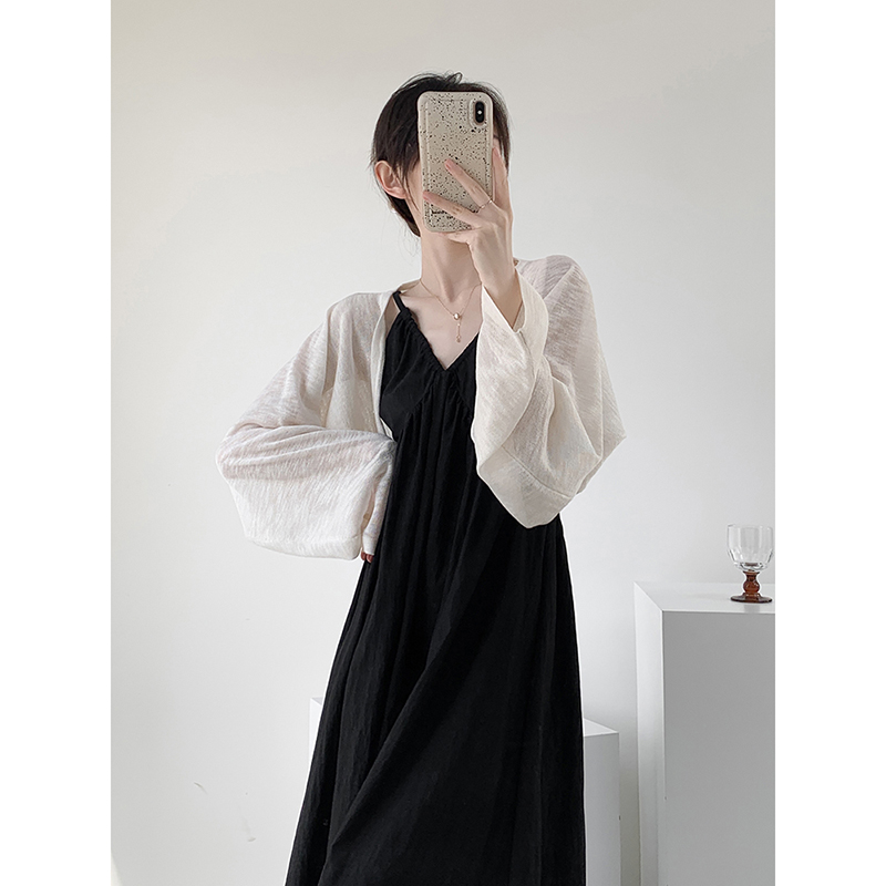 青春缇纯色短款宽松披肩针织开衫