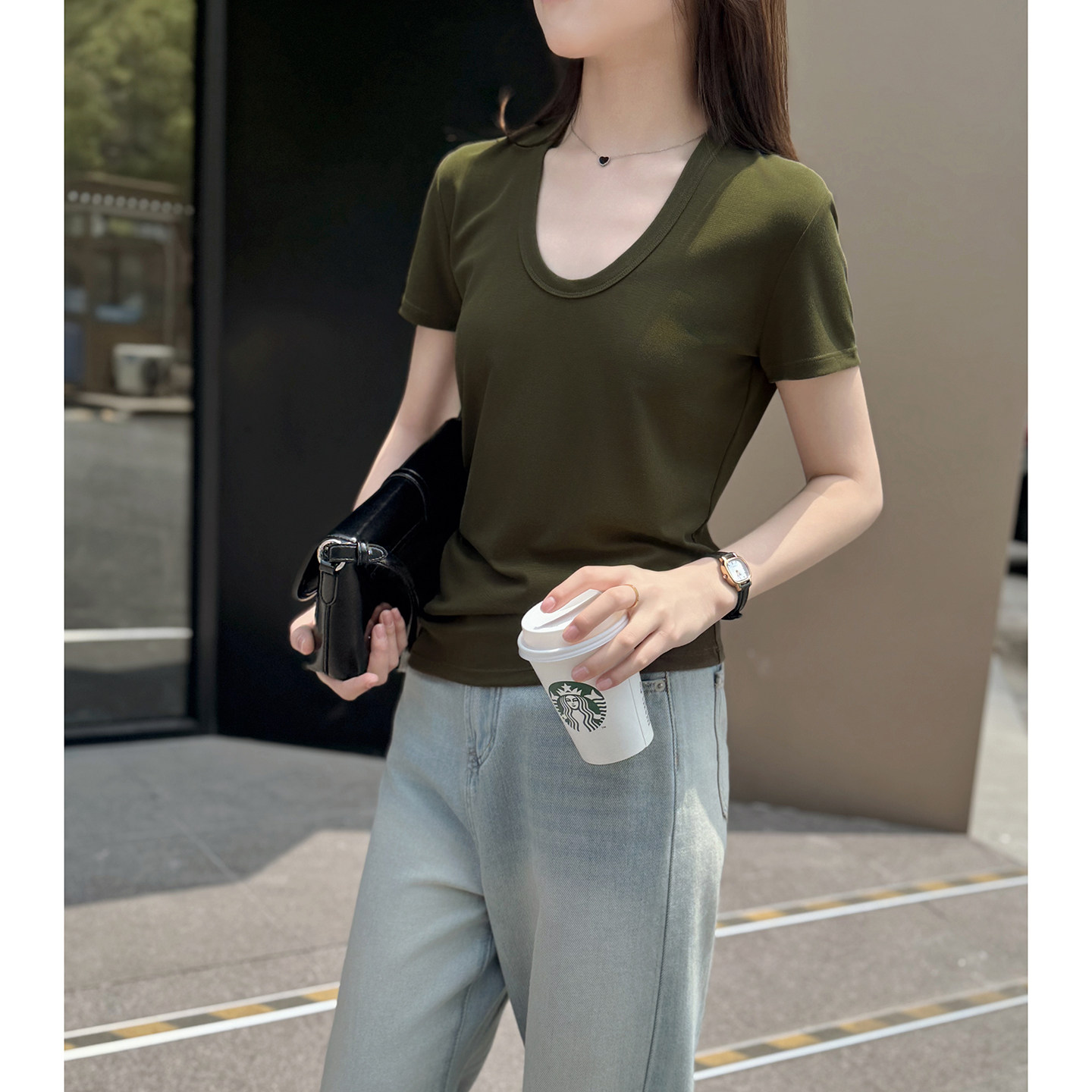 军绿色U领短袖女T恤2026新款夏季天丝面膜体恤修身显瘦气质上衣