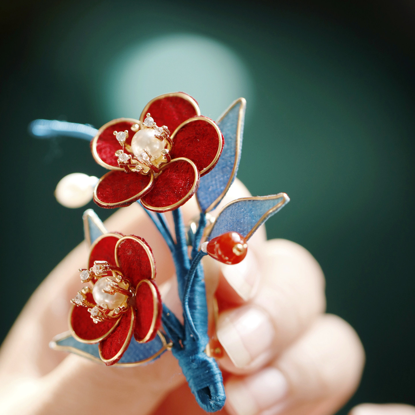 红色花朵新中式掐丝布绒胸针新年