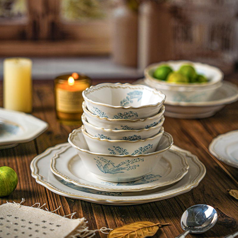 舍里法式复古铃兰花图案碗盘套装