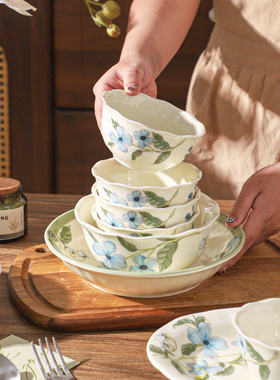 舍里小清新花边饭碗特别好看的米饭碗家用碗碟套装菜盘餐盘大汤碗