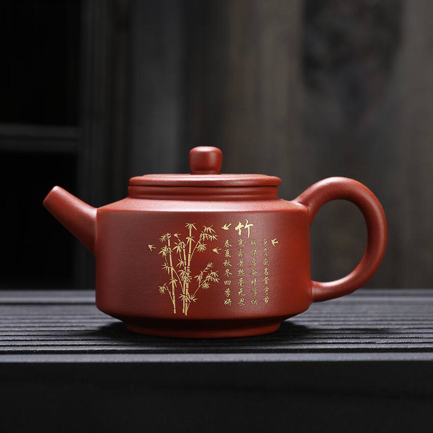 中国风紫砂竹子雕刻茶壶手工制作