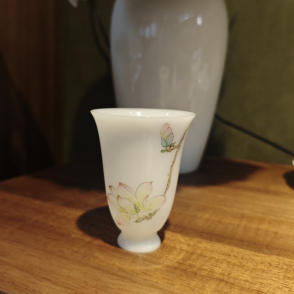 高脚闻香杯玉兰花二款手绘陶瓷茶具居家品茗轻奢雅致功夫茶道舒心