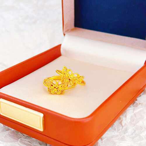 香港纪梵哲铜合金手饰轻奢高级感cnc 碎冰冰花丝蝴蝶戒指仿真金蝴
