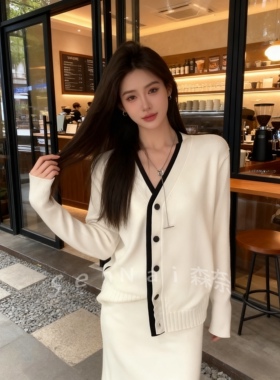 HD时尚撞色设计感毛衣套装裙女秋冬新款韩版针织开衫半身裙两件套