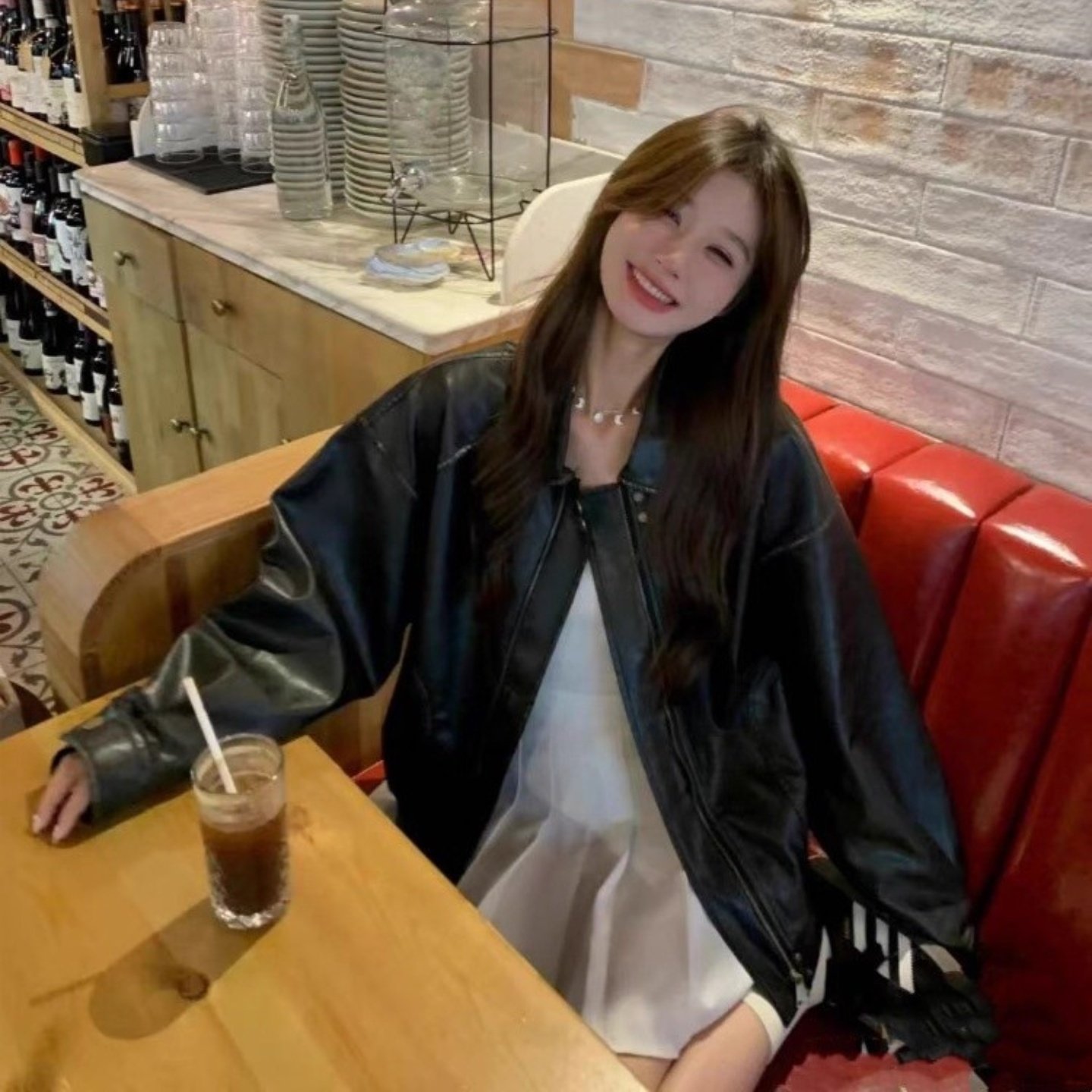 声雨竹黑色PU皮衣女款 通勤风短外套