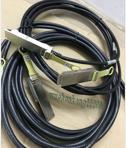 华为QSFP-200G-100G-CU1M