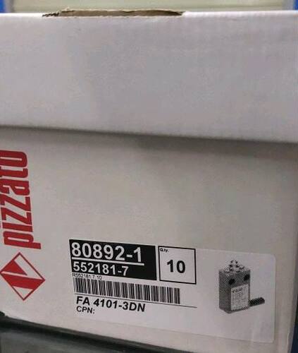NS D4ST1SMK-F41 PIZZATO安全传感器