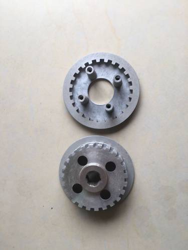 五羊本田小鼓离合器离合片cg125