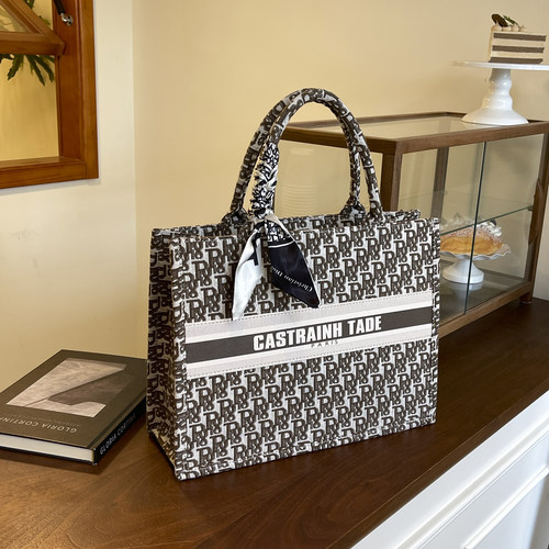 气质通勤丝巾托特包公文包旅行包